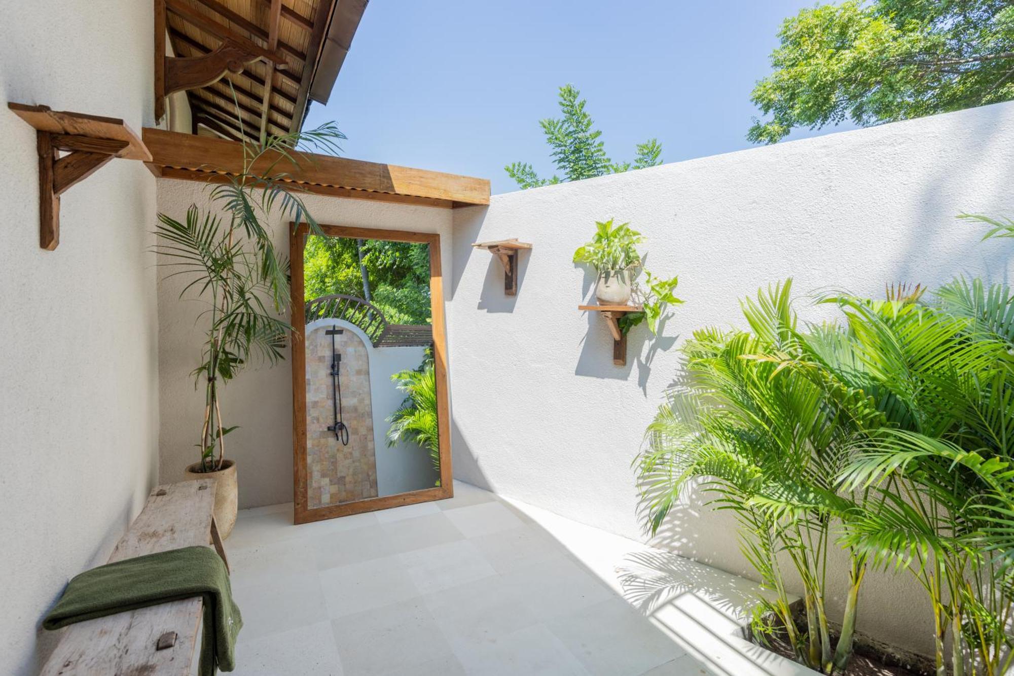 Kalyana Villa Gili Air Exterior foto